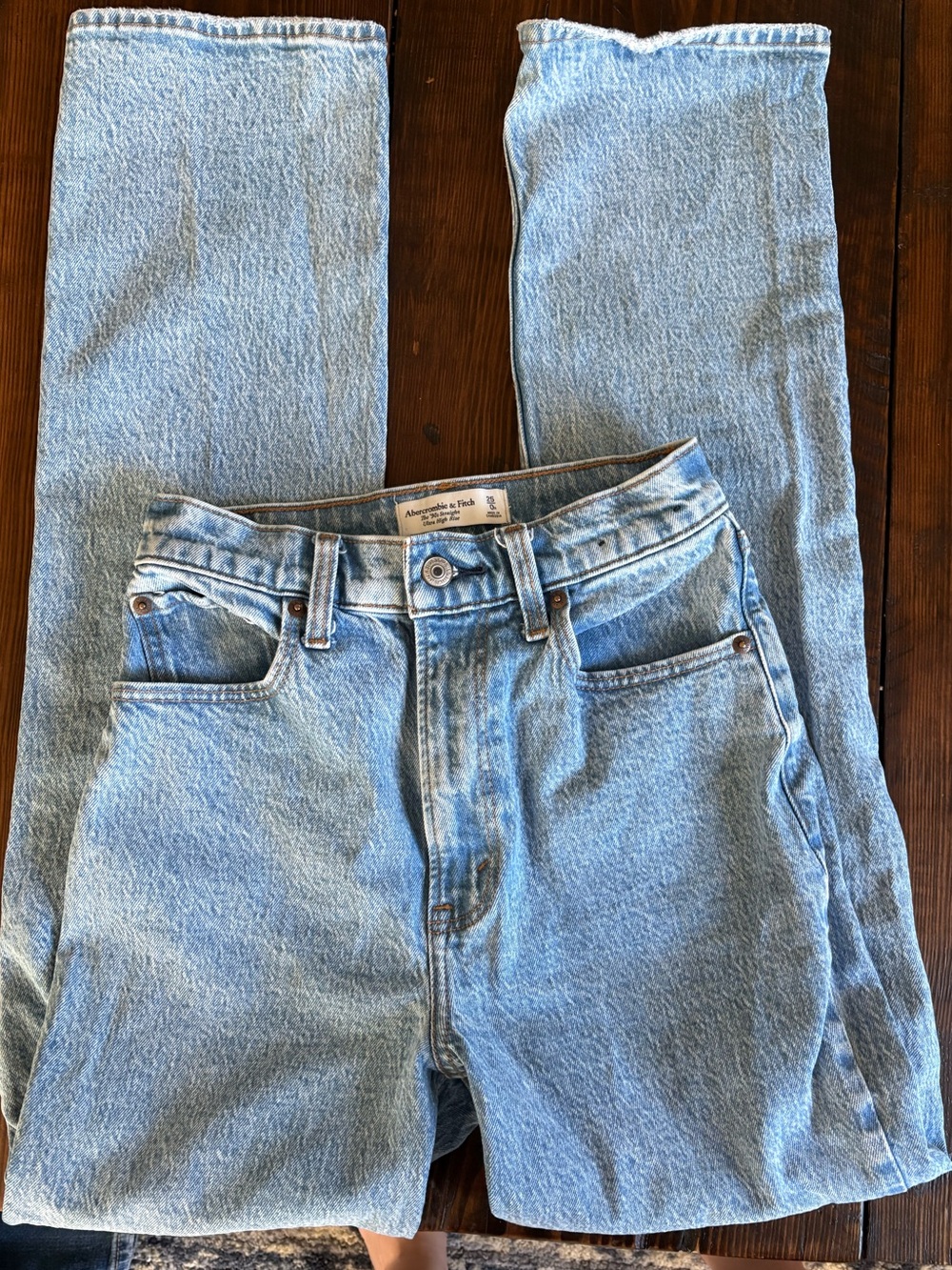 Abercrombie &Fitch curve love 90s straight jeans high rise